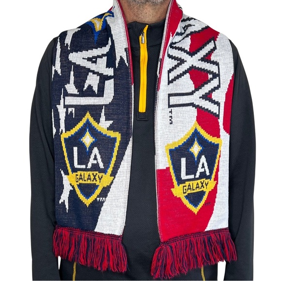 RARE LA Galaxy Crest Scarf Fringe Los Angeles Soccer Team Winter Knit Red Blue - Picture 8 of 14